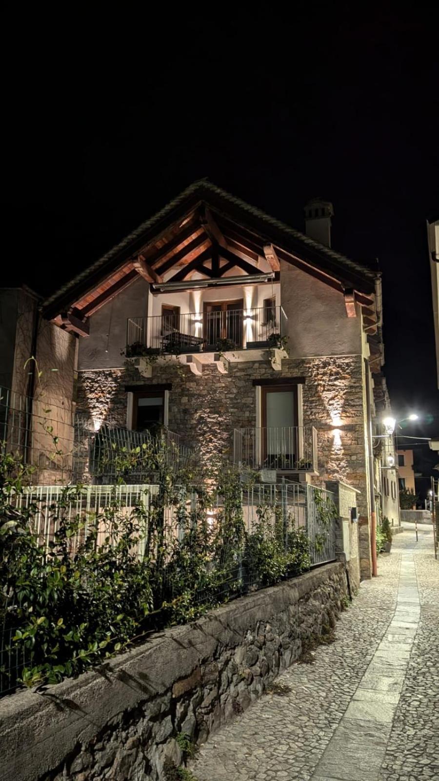 La Via Del Sale Accommodations Holidays Domodossola Exteriör bild