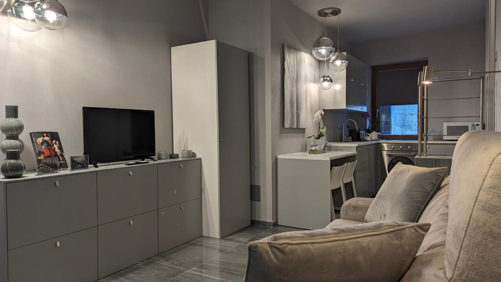 La Via Del Sale Accommodations Holidays Domodossola Exteriör bild
