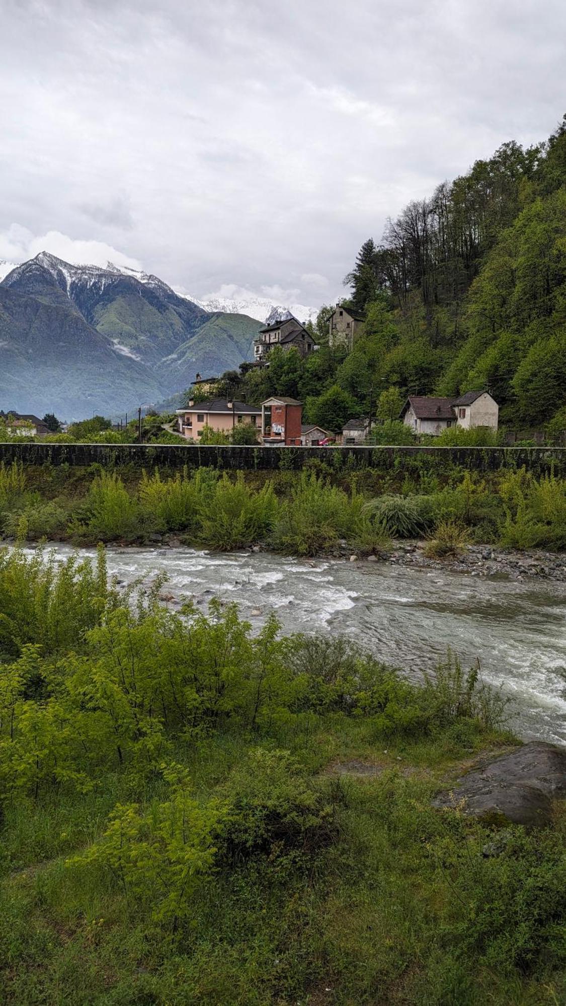 La Via Del Sale Accommodations Holidays Domodossola Exteriör bild
